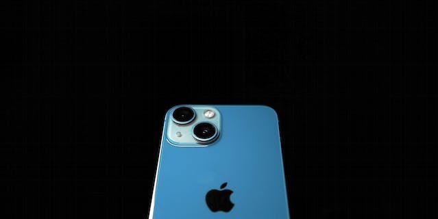 Desain iPhone 13 (Pexels @Rajat Yadav)