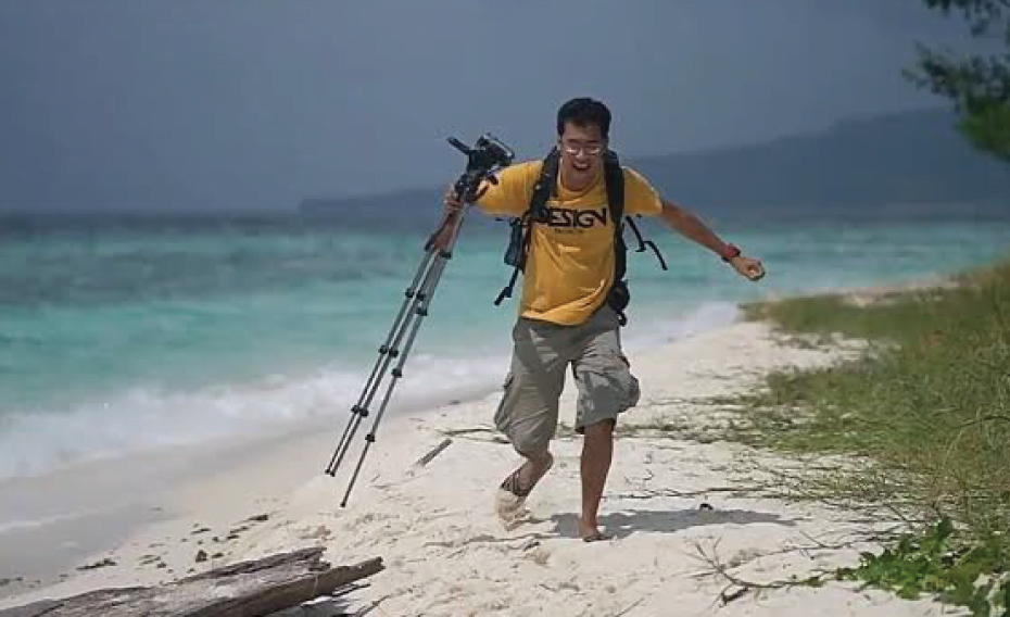 travel blogger