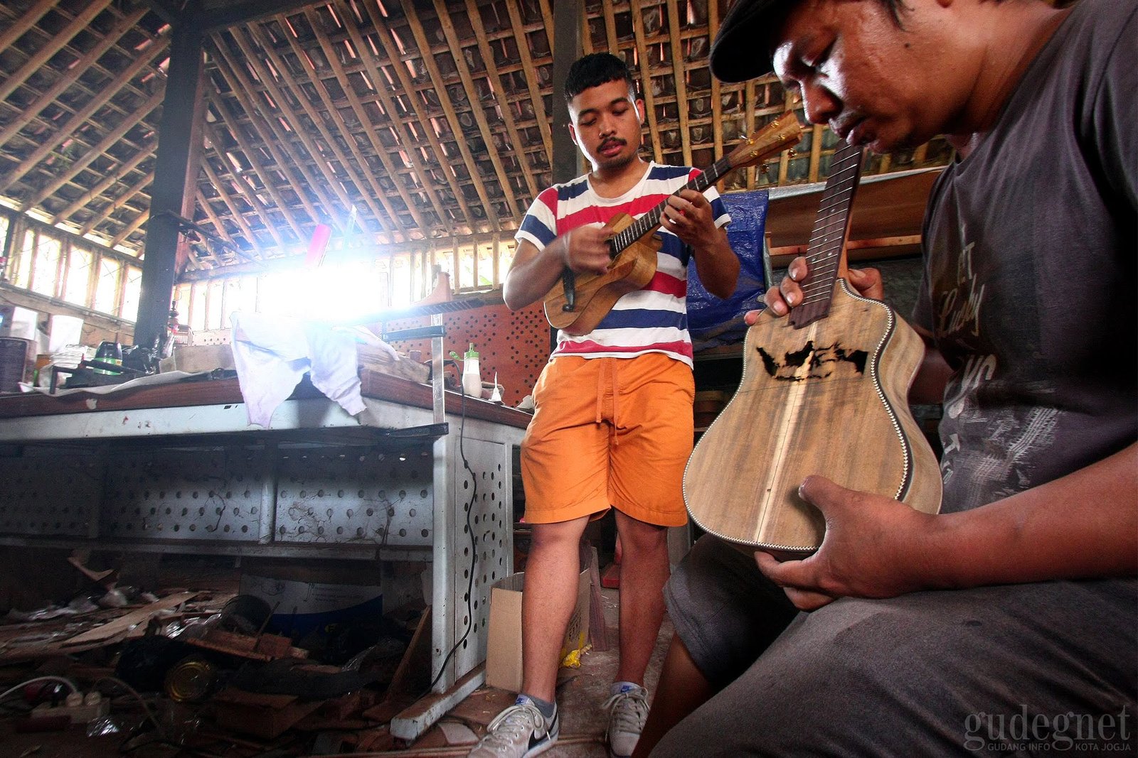 alat musik tradisional