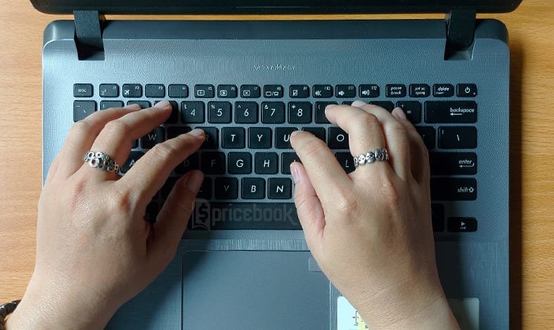 keyboard laptop tidak berfungsi